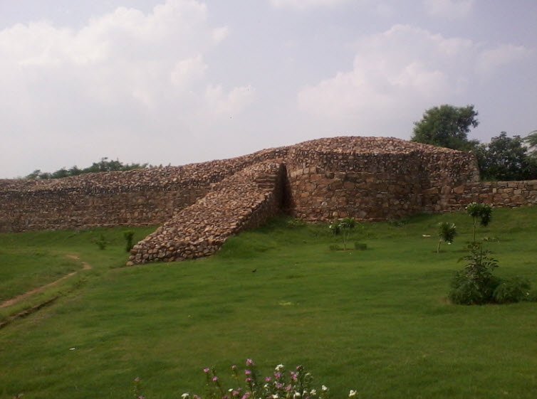 Qila Rai Pithora or Lal Kot